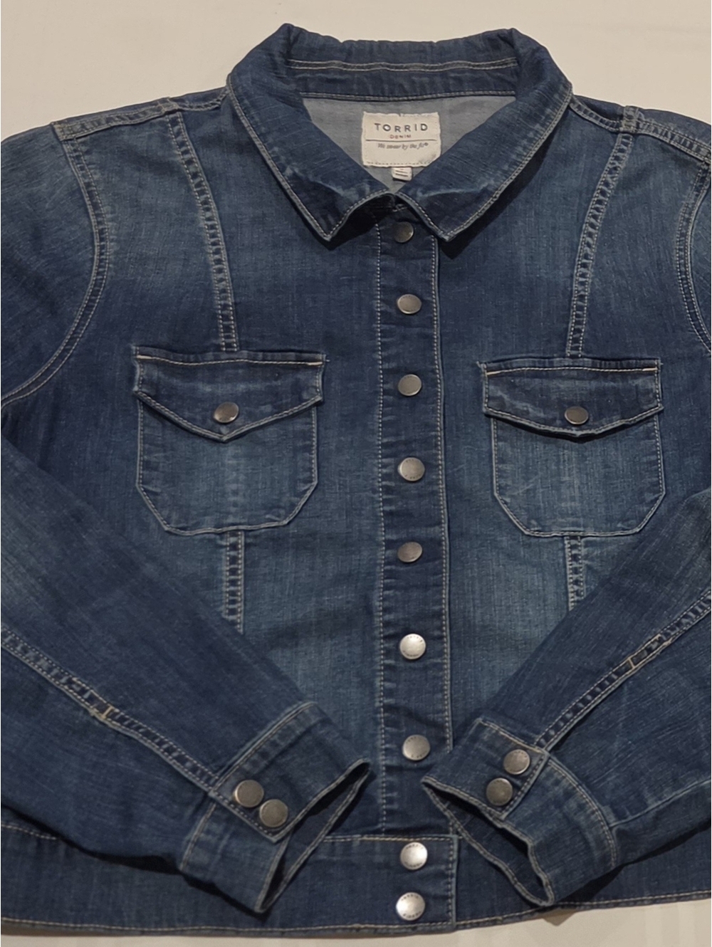 Torrid Women's Blue Plus Size Denim Jacket Size 2 (2xl)